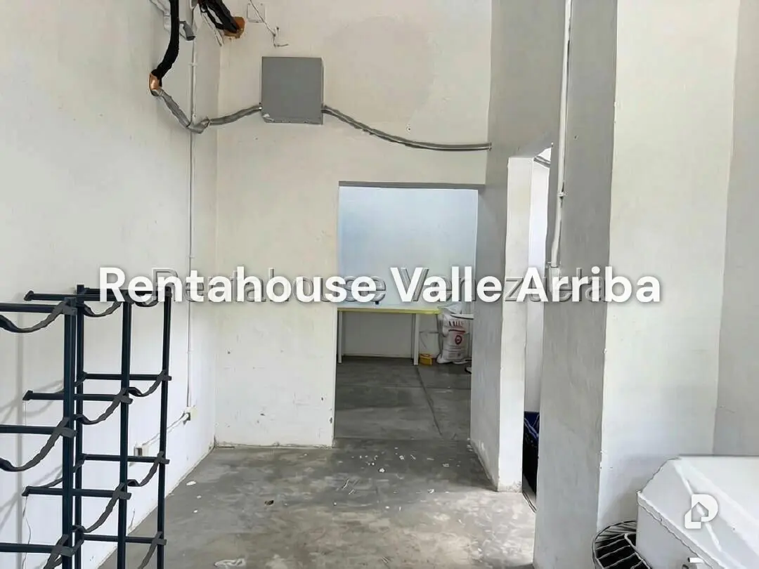 Casa en Alta Florida, Caracas – 25
