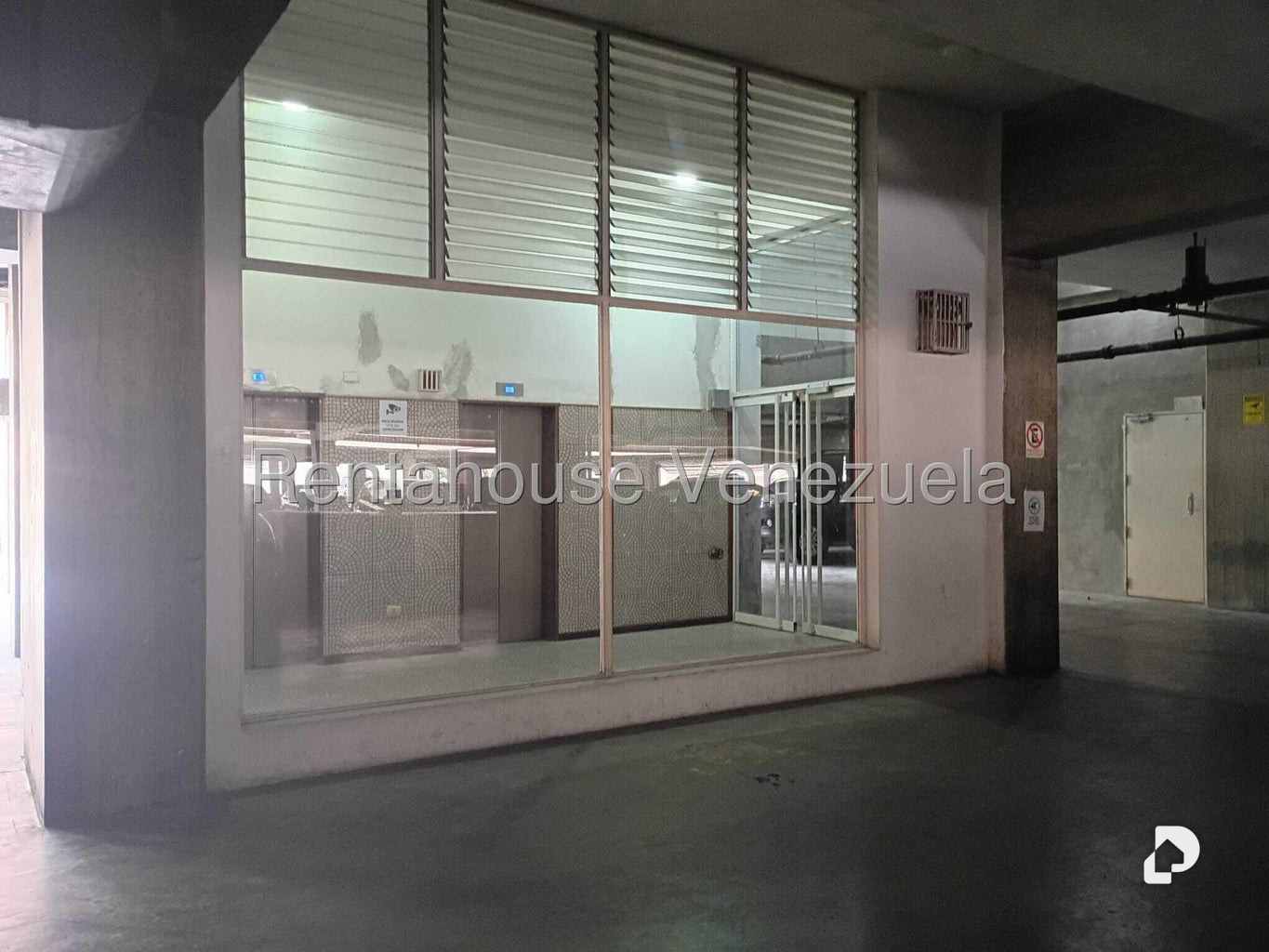 Apartamento en Bello Monte, Caracas – 18