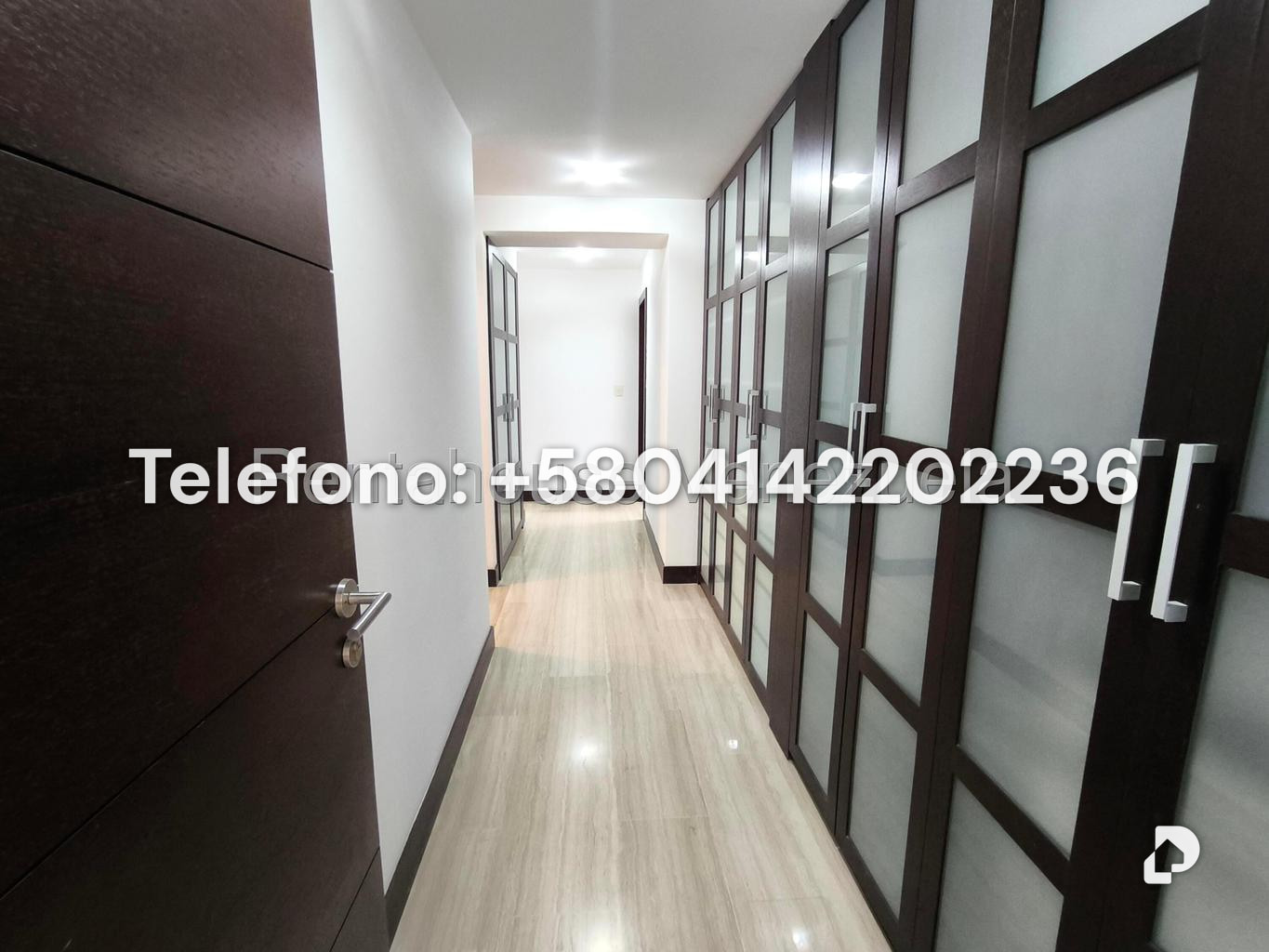 Apartamento en Lomas de La Lagunita, Caracas – 28