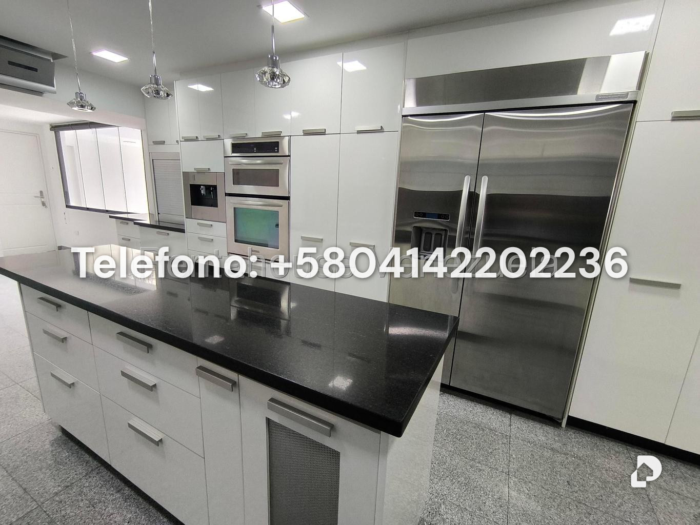 Apartamento en Lomas de La Lagunita, Caracas – 16