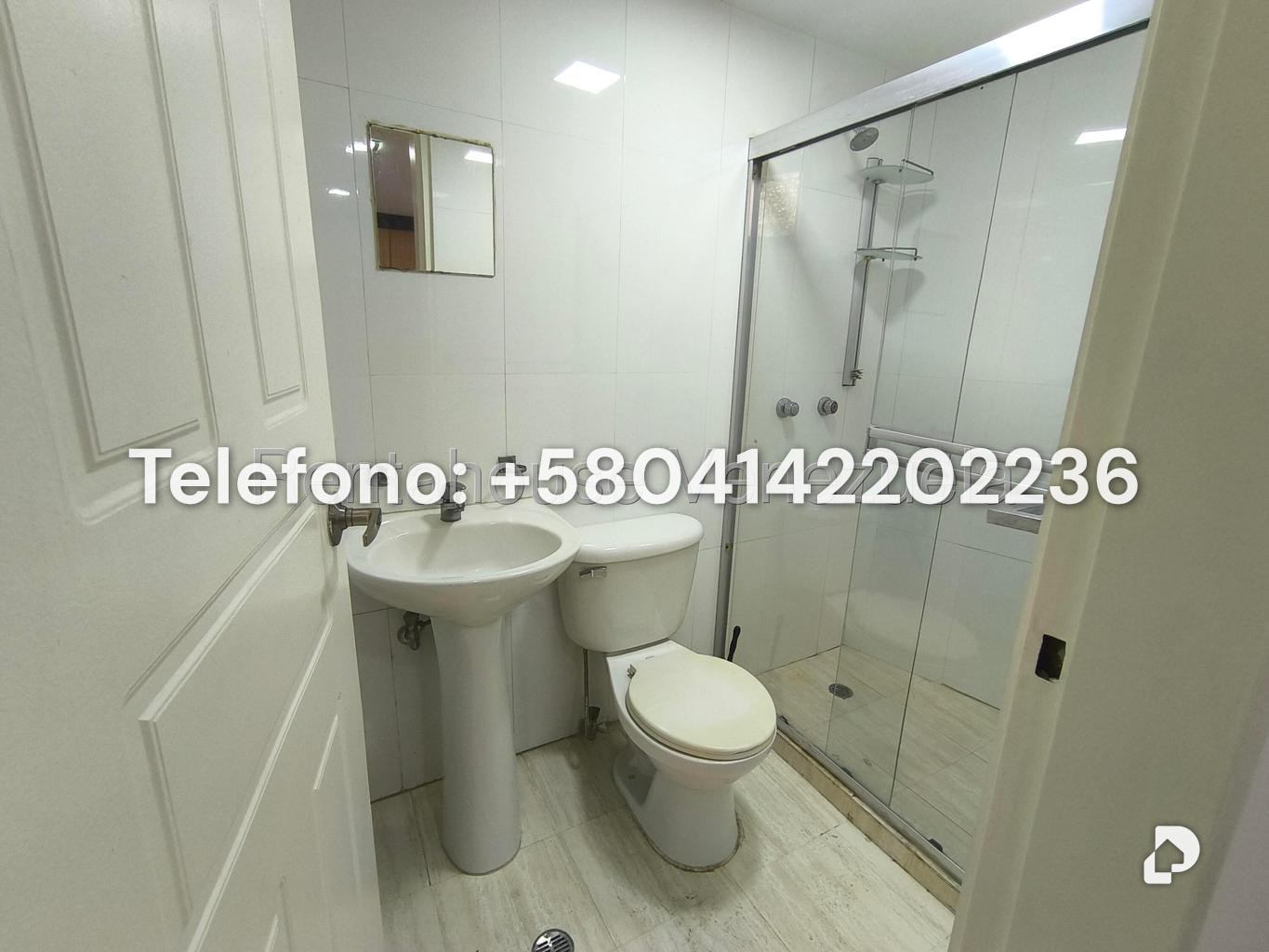 Apartamento en Lomas de La Lagunita, Caracas – 23