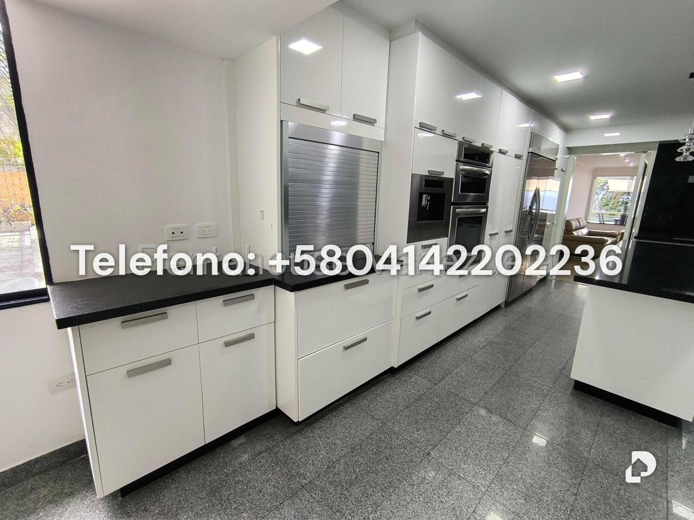 Apartamento en Lomas de La Lagunita, Caracas – 15