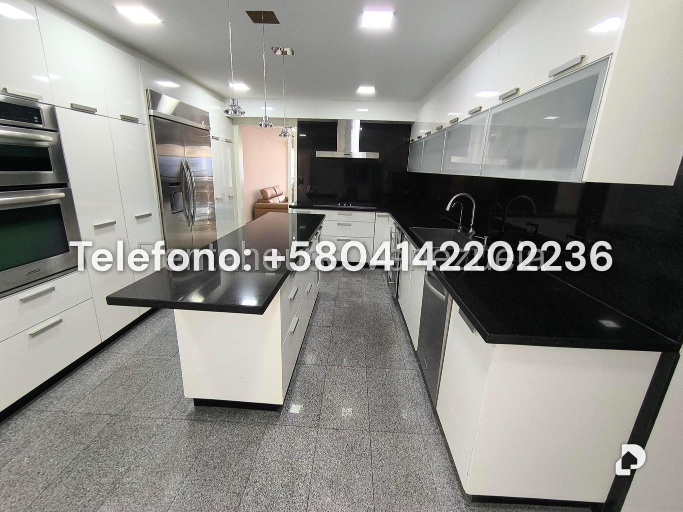 Apartamento en Lomas de La Lagunita, Caracas – 14