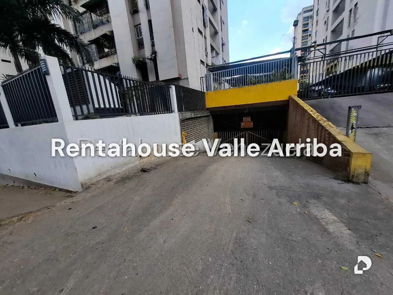 Apartamento en El Paraíso, Caracas – 25