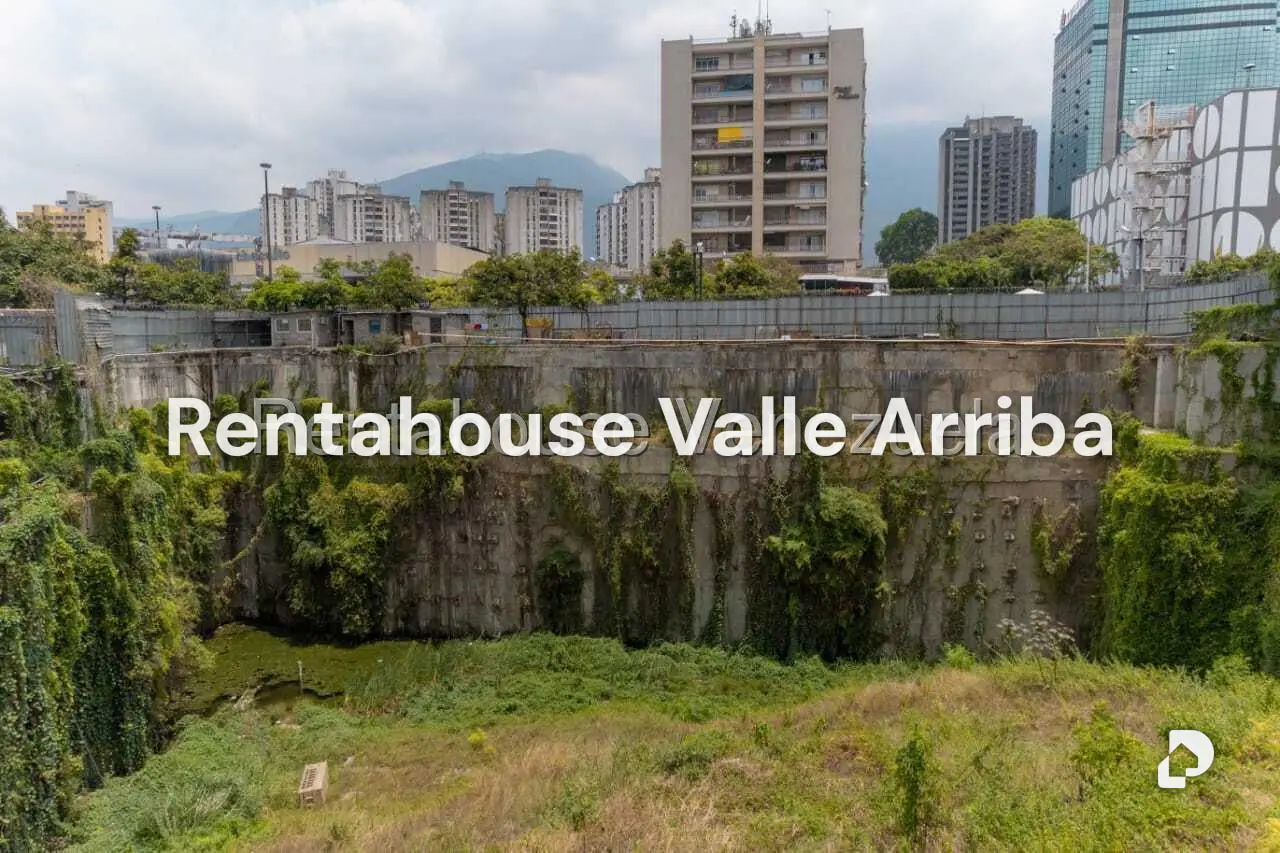 Terreno en El Rosal, Caracas – 3