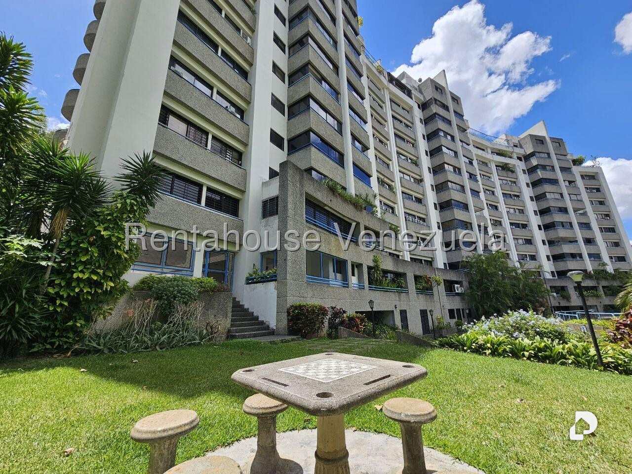 Apartamento en Santa Inés, Caracas – 1