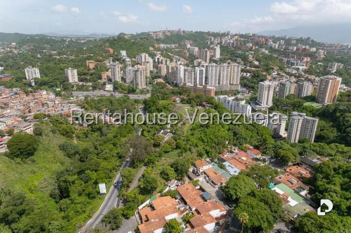 Terreno en Santa Inés, Caracas – 5