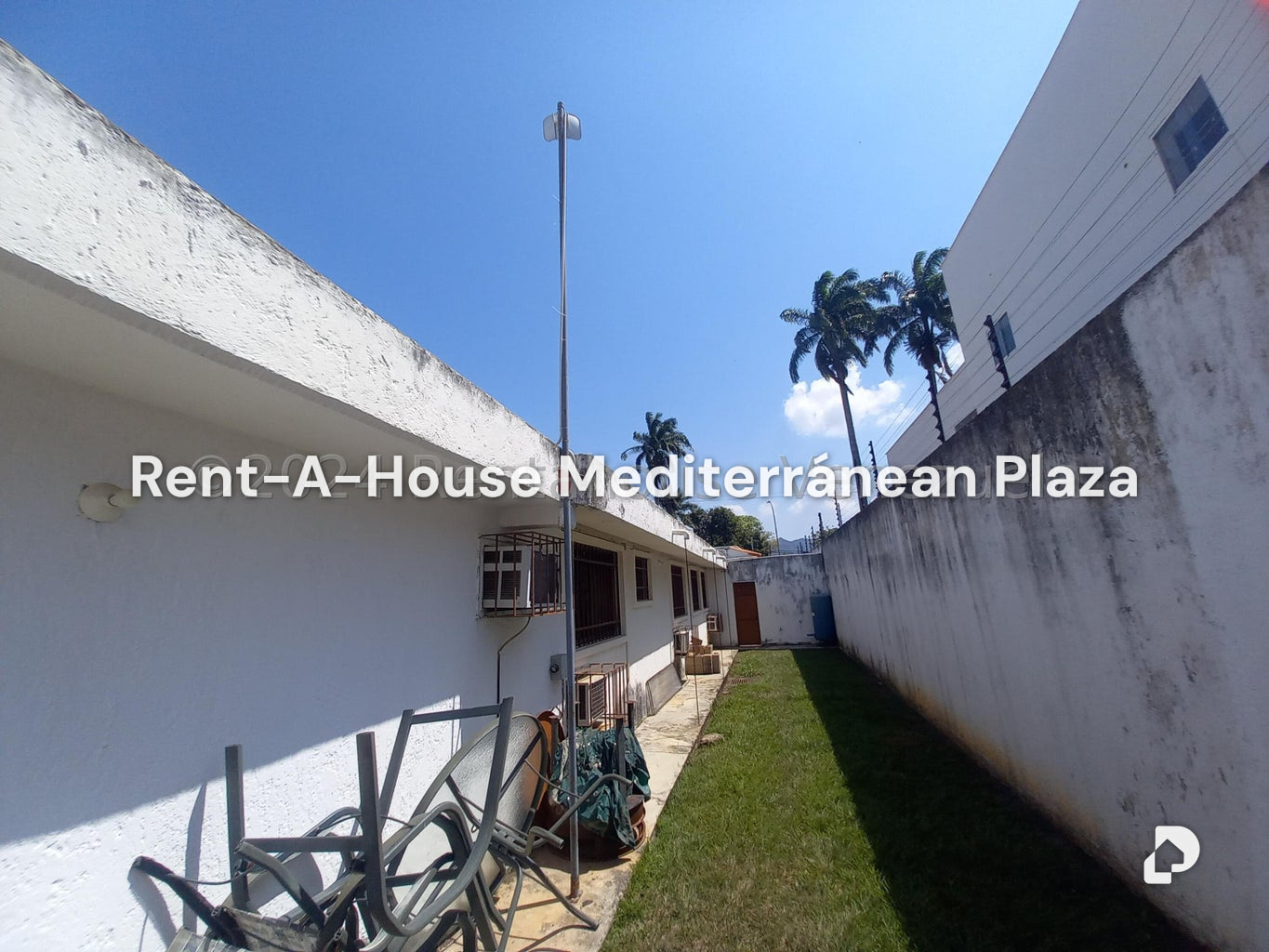 Casa en Guaparo, Valencia – 46