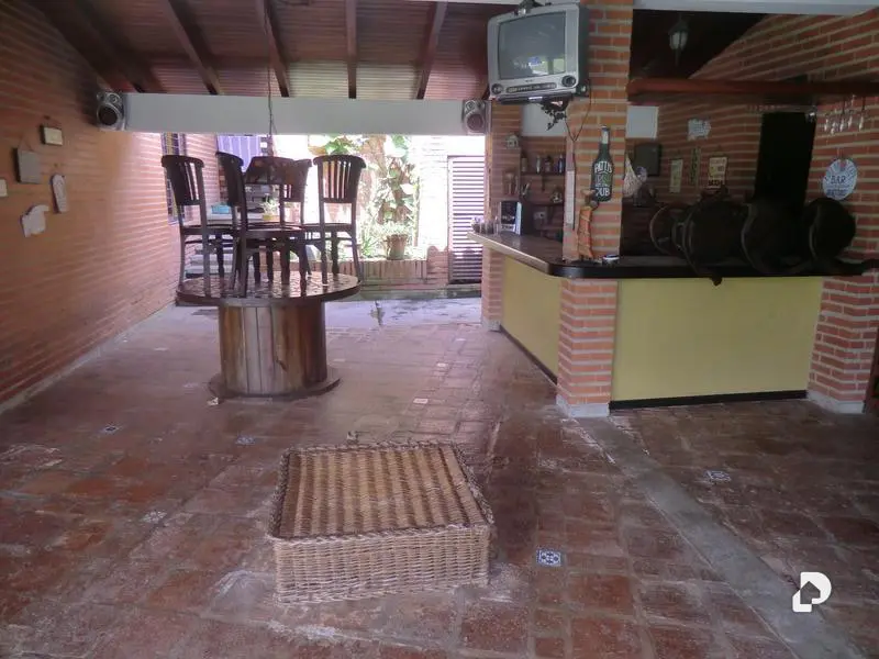Casa en Oripoto, Caracas – 18