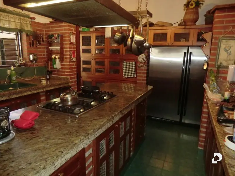 Casa en Oripoto, Caracas – 29