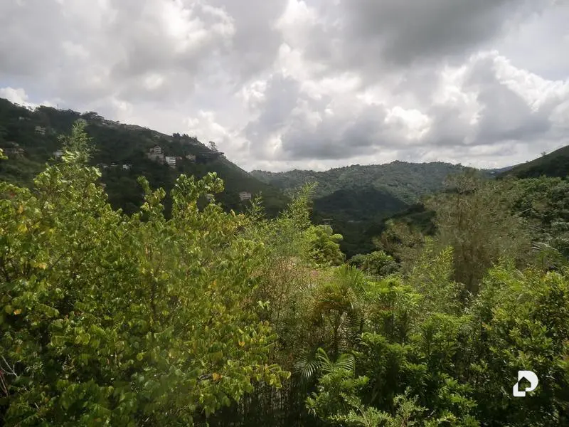 Casa en Oripoto, Caracas – 21