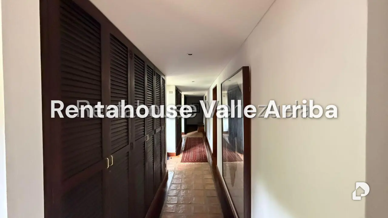 Casa en Oripoto, Caracas – 23