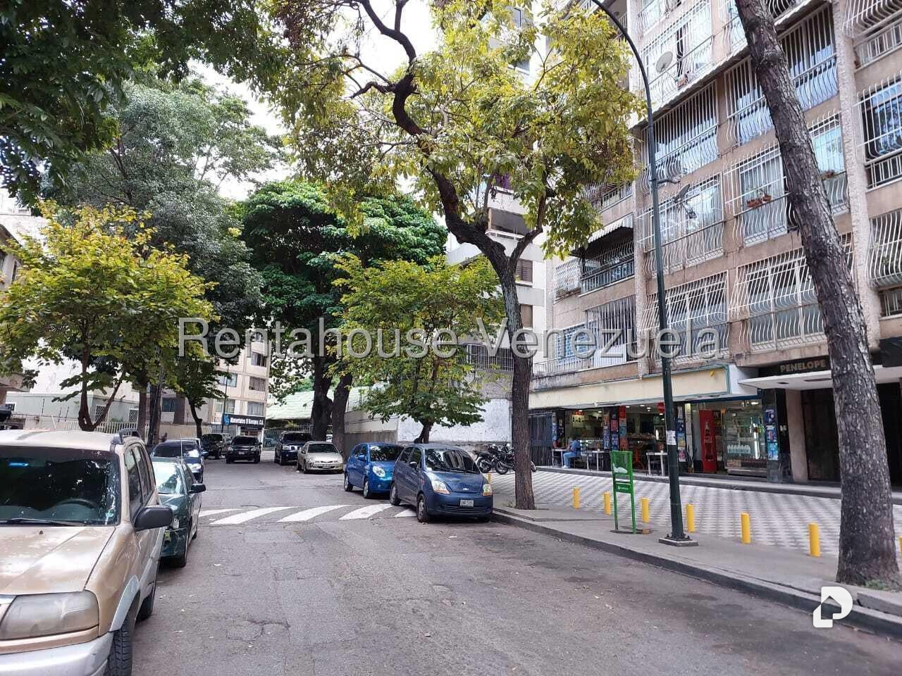 Apartamento en El Bosque, Caracas – 12