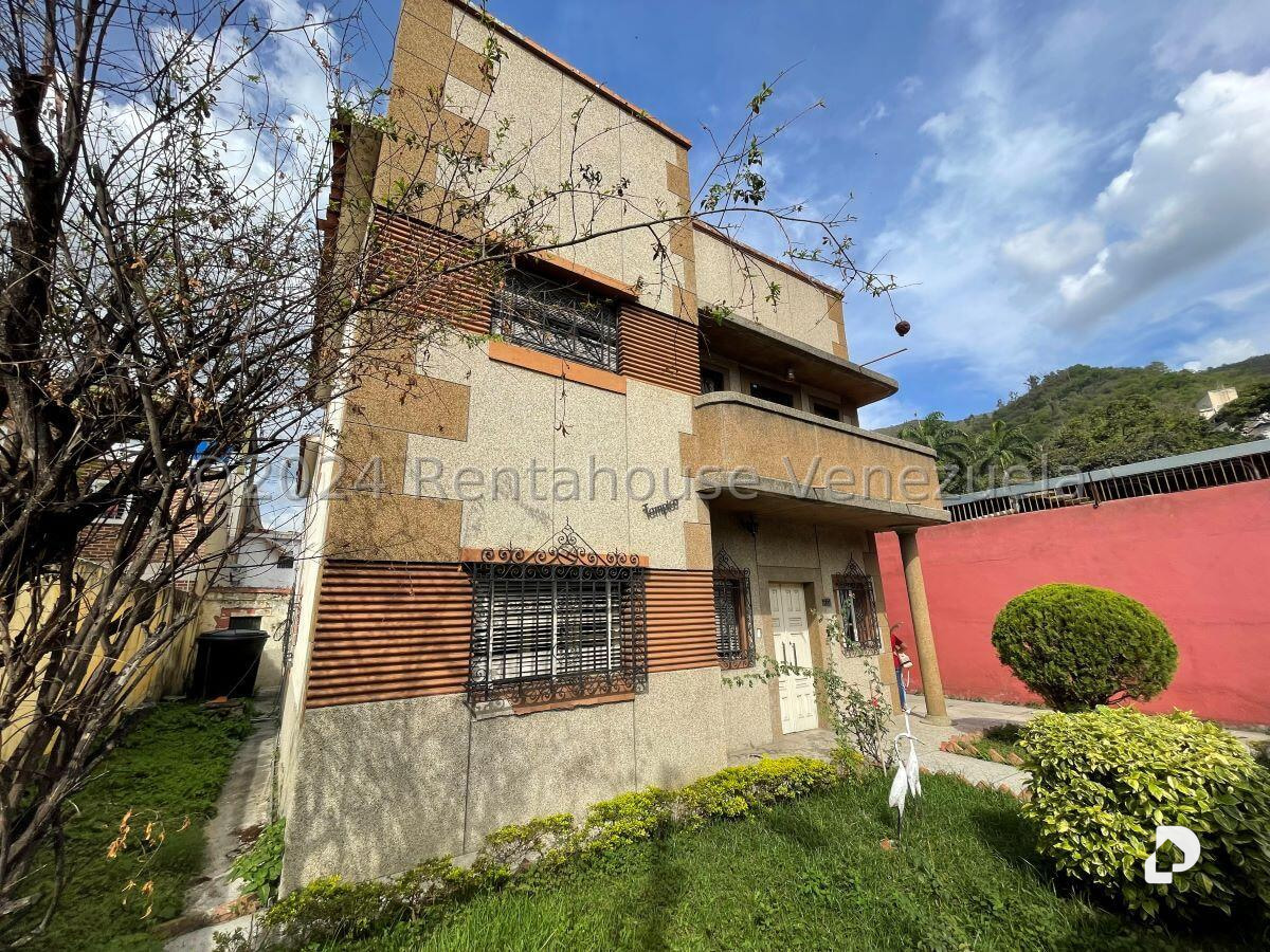 Casa en El Paraíso, Caracas – 4