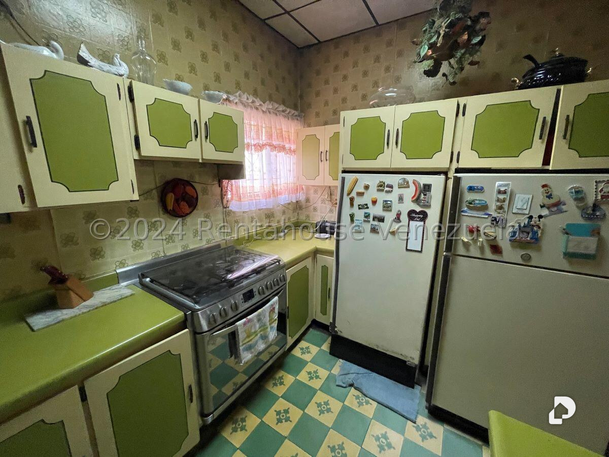 Casa en El Paraíso, Caracas – 11