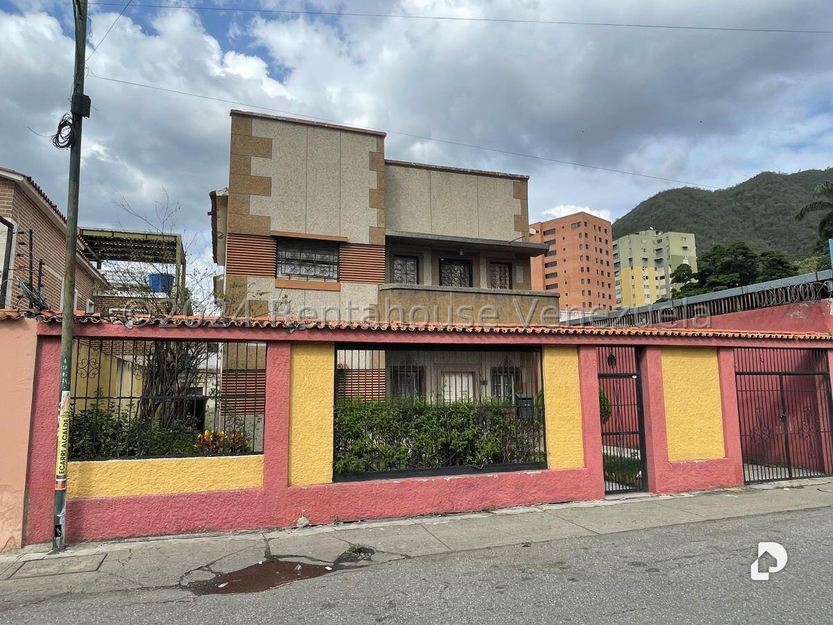 Casa en El Paraíso, Caracas – 2