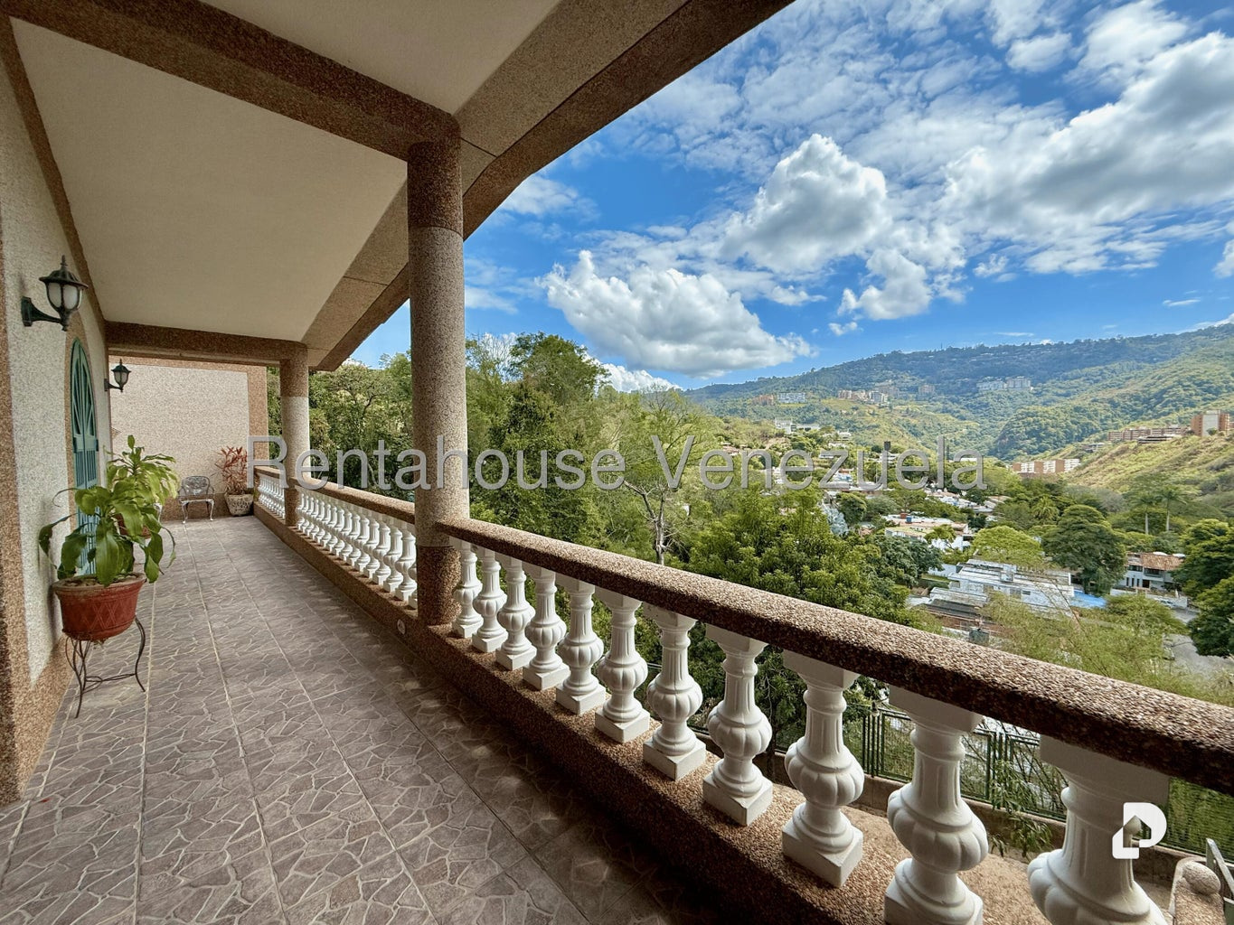 Casa en El Cafetal, Caracas – 4