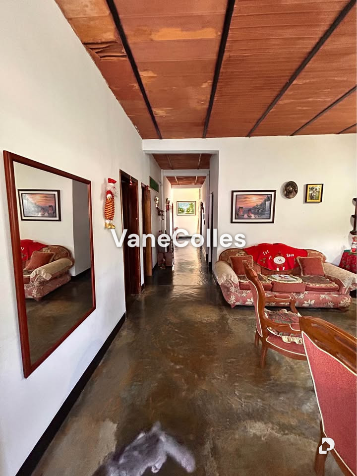Casa en Vía La Playa, Bailadores – 9