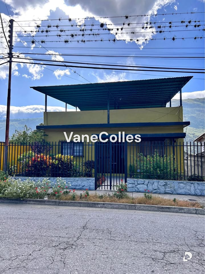 Casa en Vía La Playa, Bailadores – 1