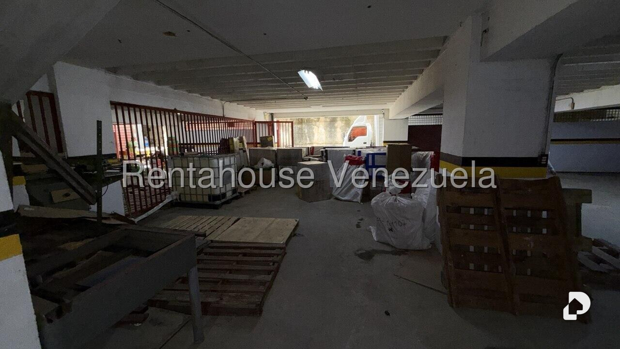 Local comercial en Palo Verde, Caracas – 13