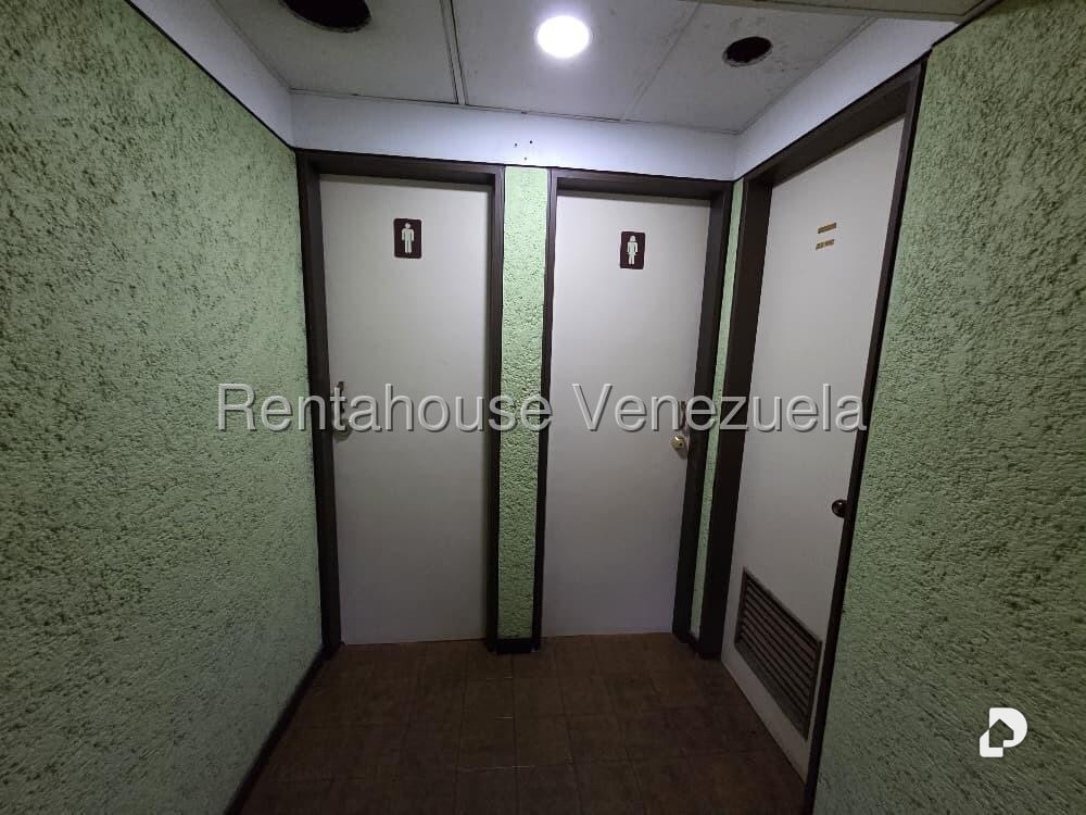 Oficina en El Paraíso, Caracas – 12