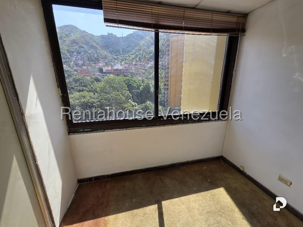 Oficina en El Paraíso, Caracas – 10