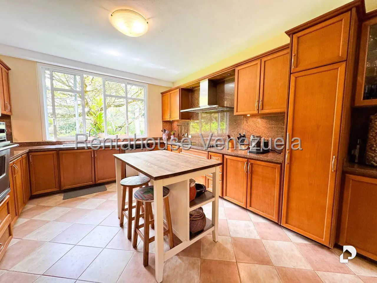 Casa en Oripoto, Caracas – 19