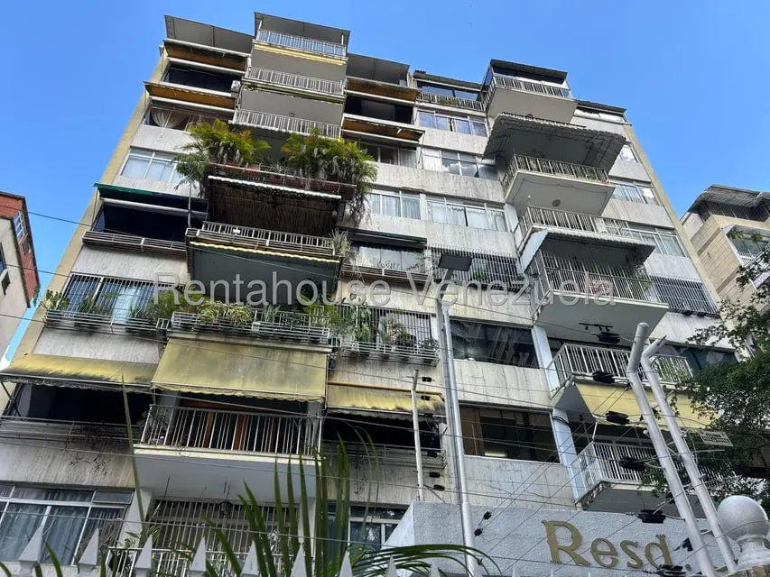 Apartamento en Los Palos Grandes, Caracas - 1