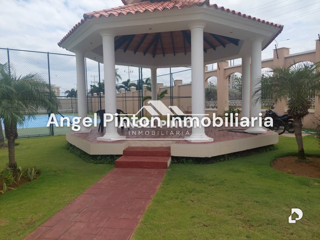 House in Avenida Fuerzas Armadas, Maracaibo – 27