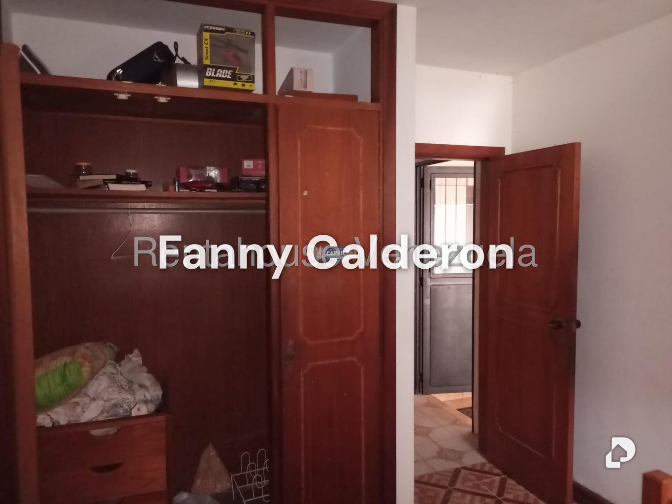 Casa en Colinas de La California, Caracas – 24
