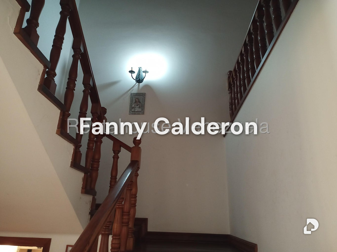 Casa en Colinas de La California, Caracas – 26