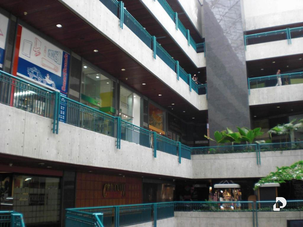 Local comercial en La Lagunita Country Club, Caracas – 9