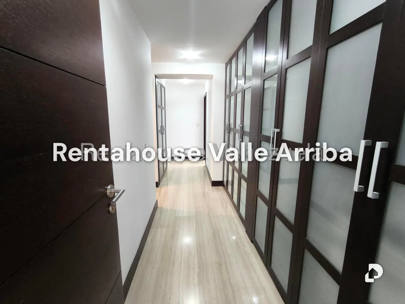 Apartamento en Lomas de La Lagunita, Caracas – 27