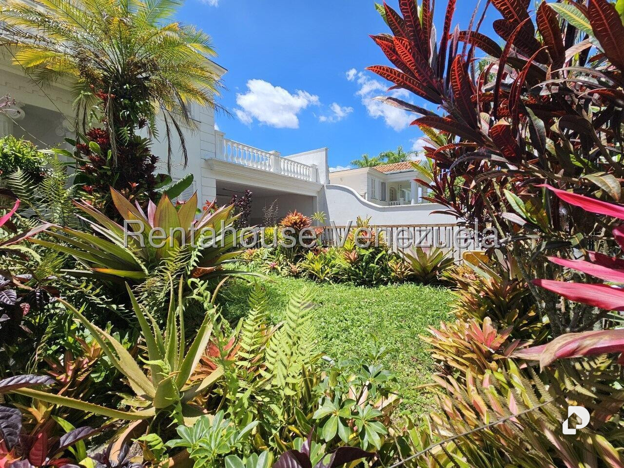 Casa en Lomas de La Lagunita, Caracas – 10