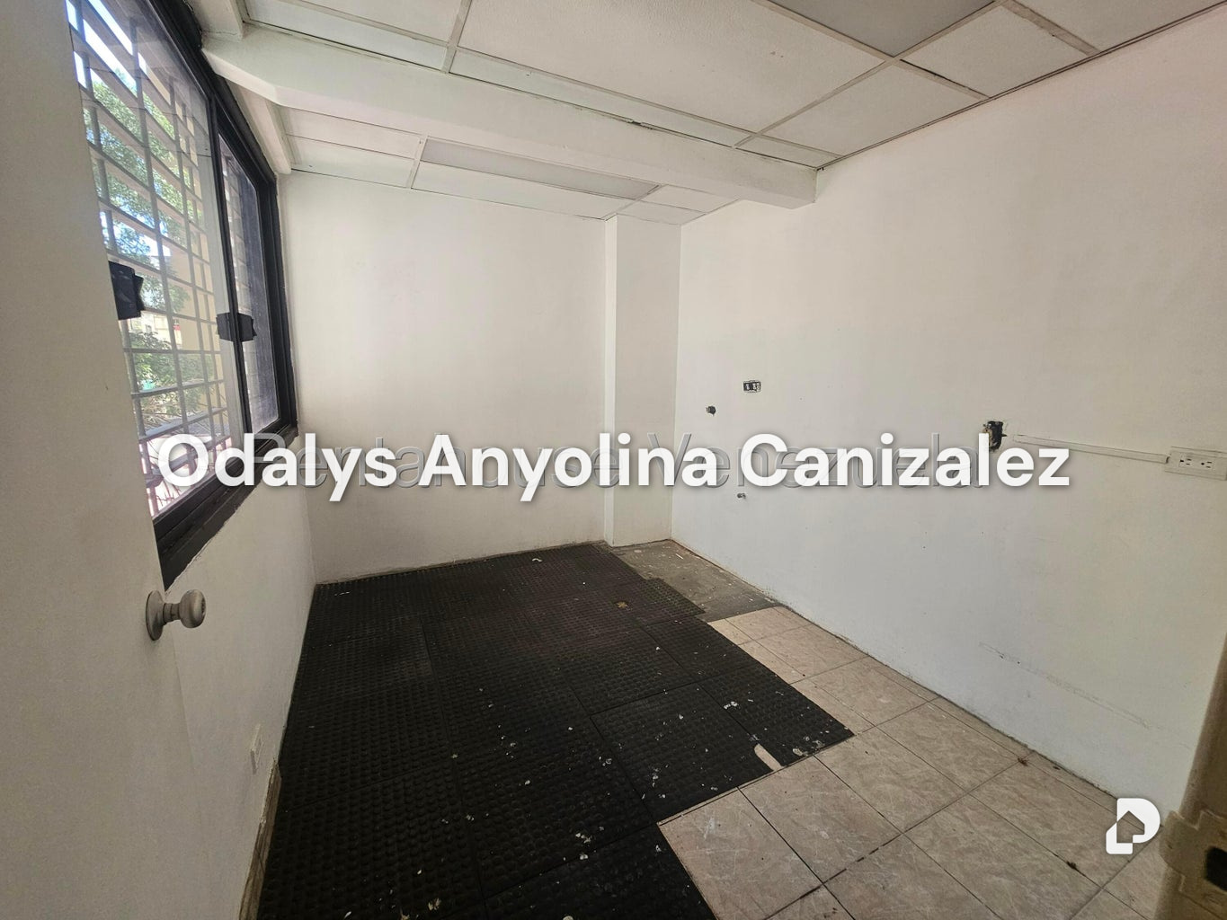 Oficina en El Recreo, Caracas – 11