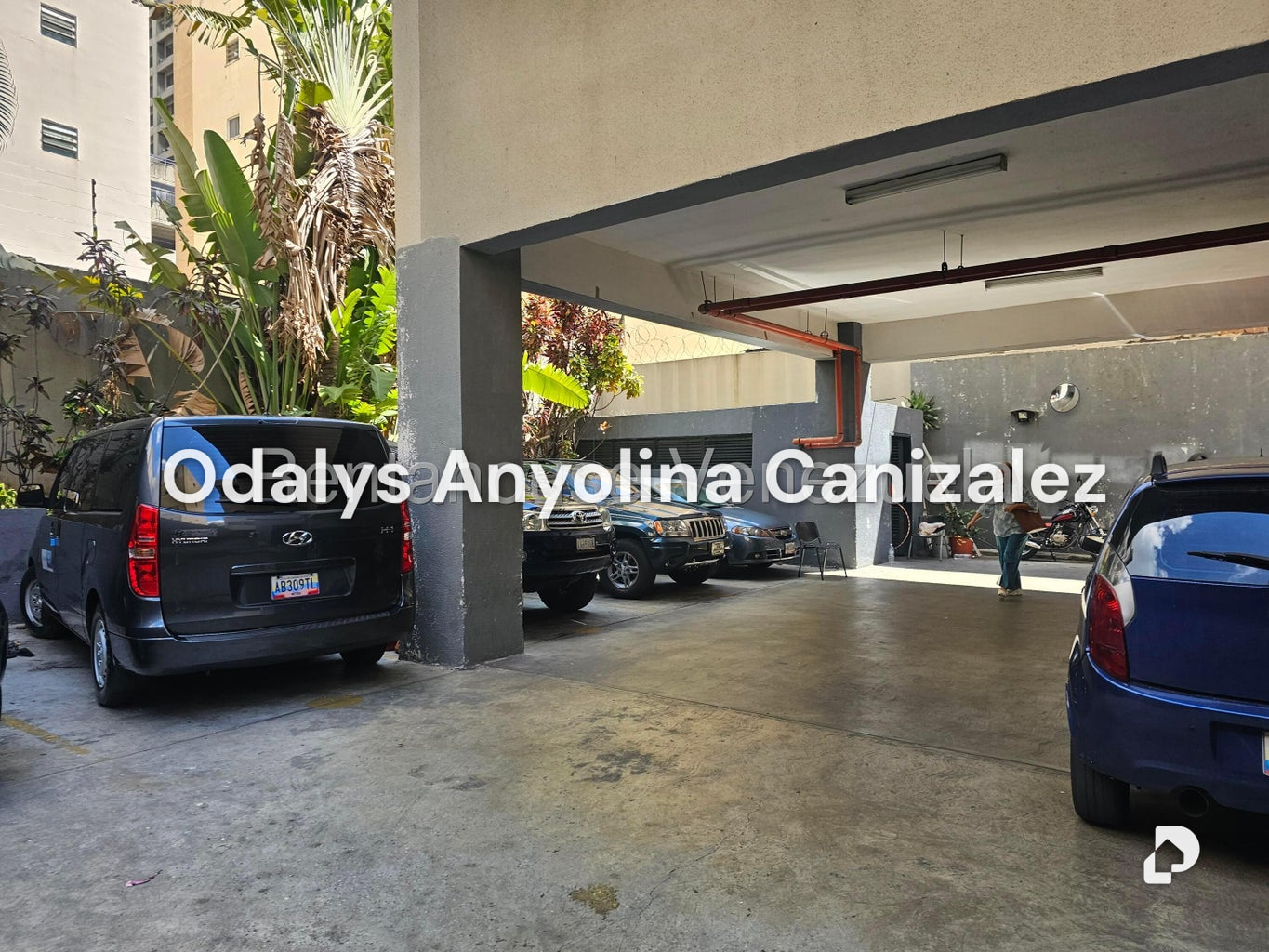 Oficina en El Recreo, Caracas – 21