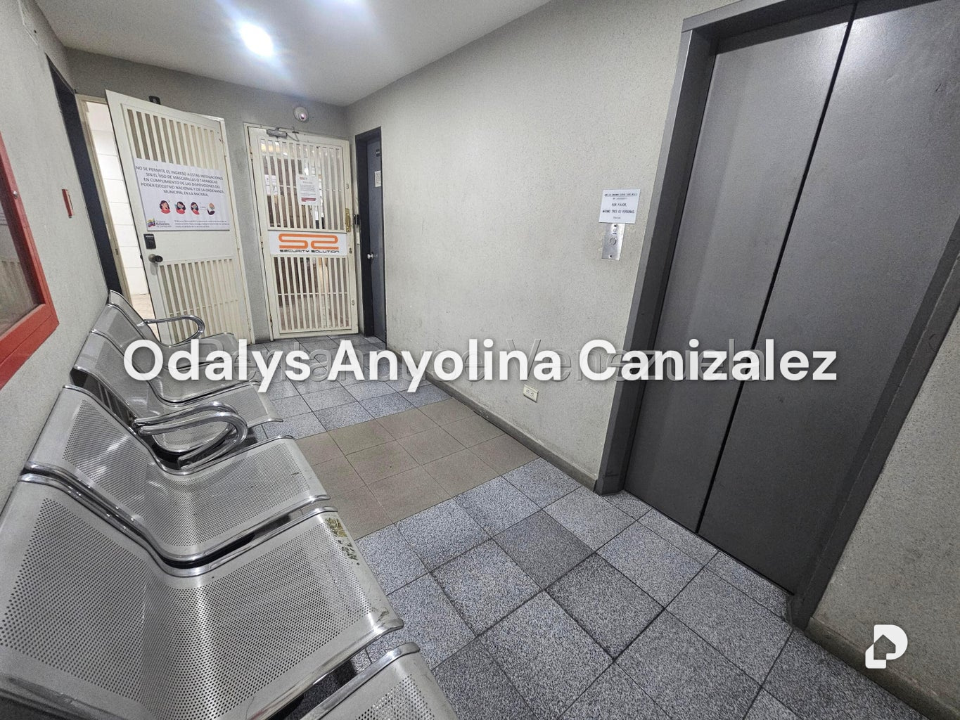 Oficina en El Recreo, Caracas – 18