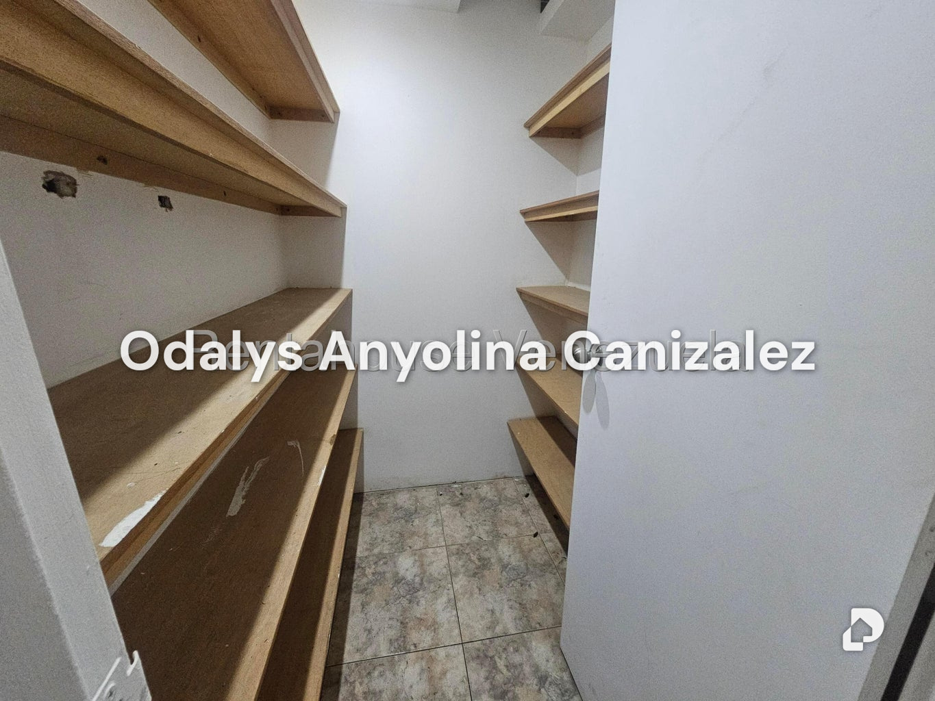 Oficina en El Recreo, Caracas – 15