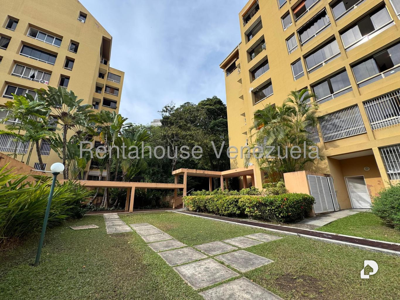 Apartamento en La Alameda, Caracas