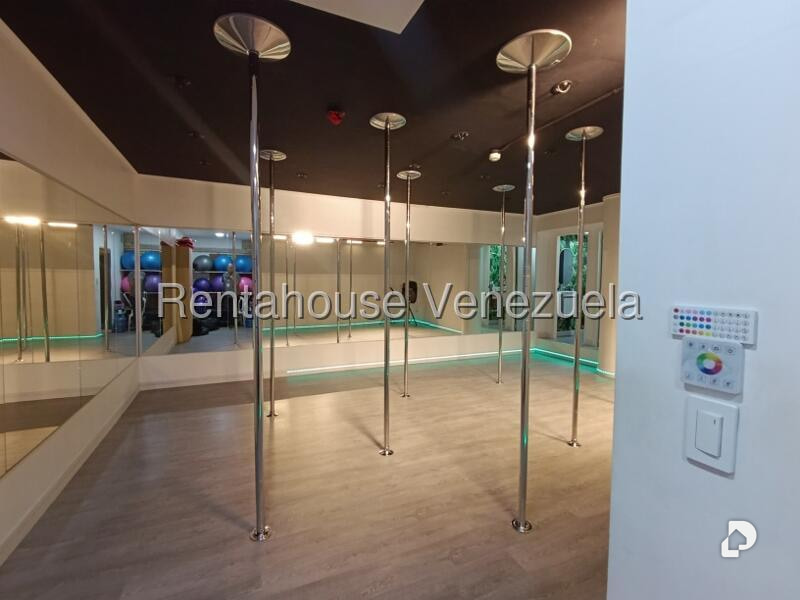 Local comercial en El Recreo, Caracas