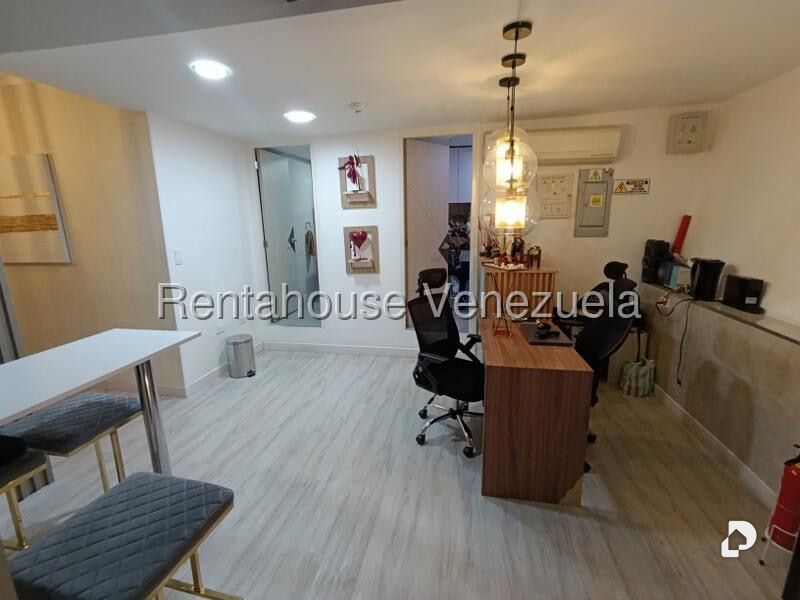 Local comercial en El Recreo, Caracas