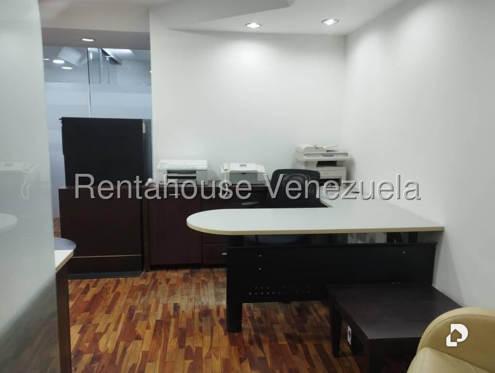 Office in Las Mercedes, Caracas – 4