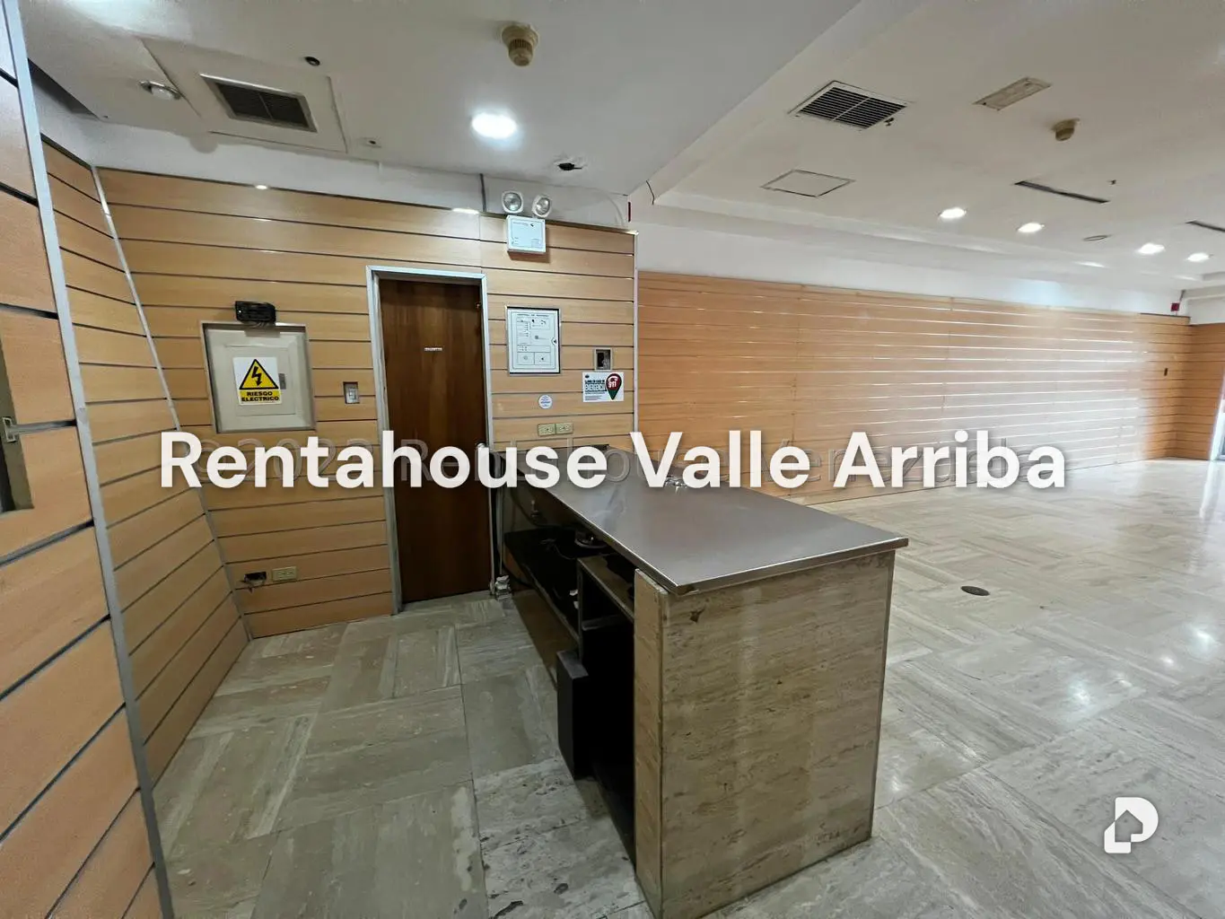 Local comercial en La Castellana, Caracas – 9