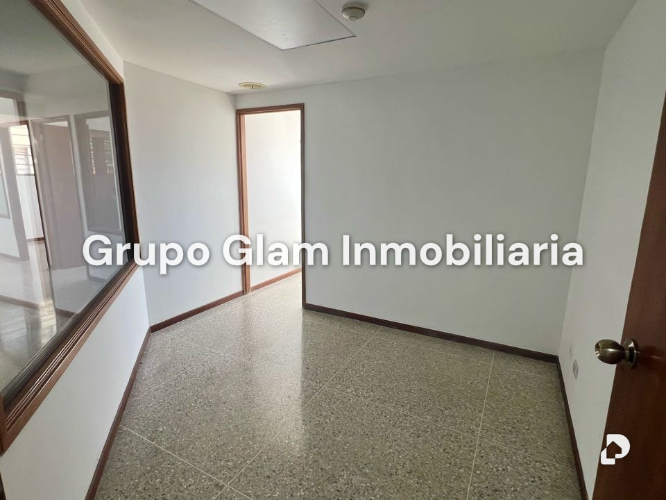 Galpón en Boleíta Sur, Caracas – 25