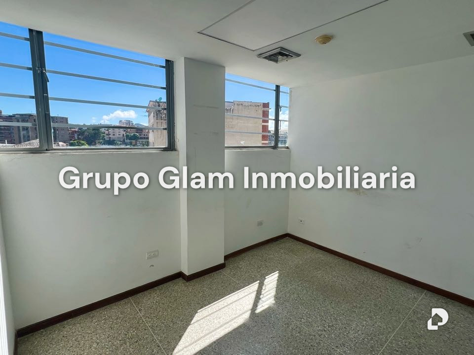Galpón en Boleíta Sur, Caracas – 26