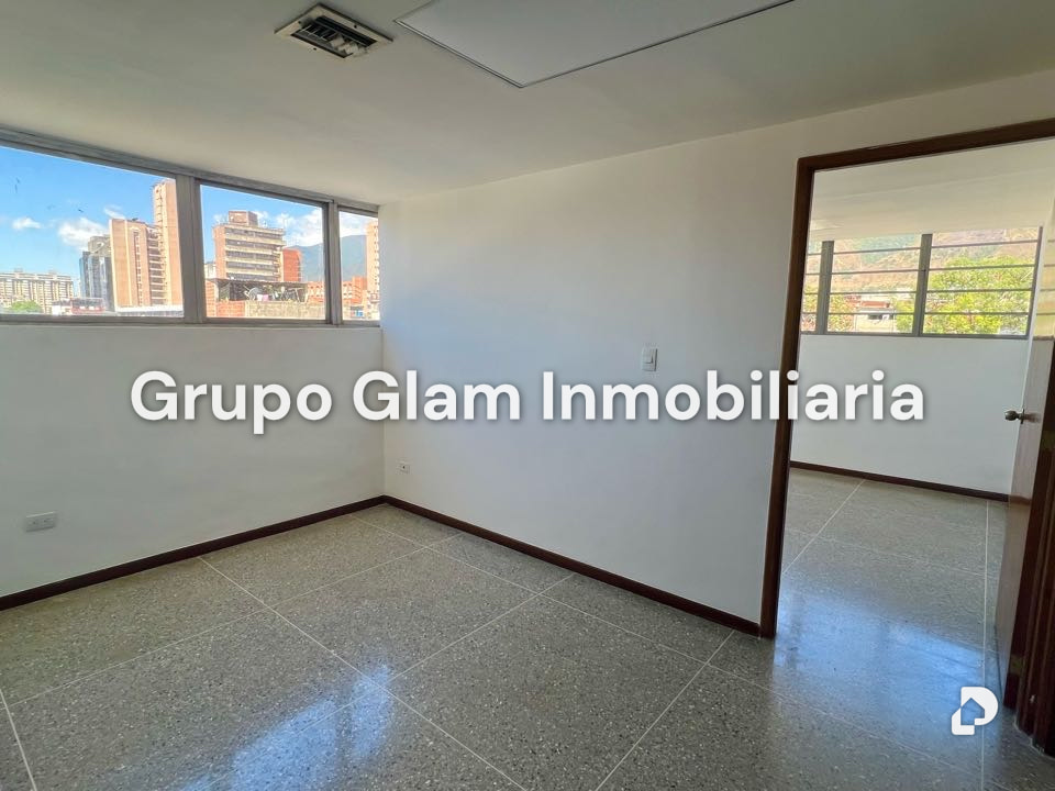 Galpón en Boleíta Sur, Caracas – 17