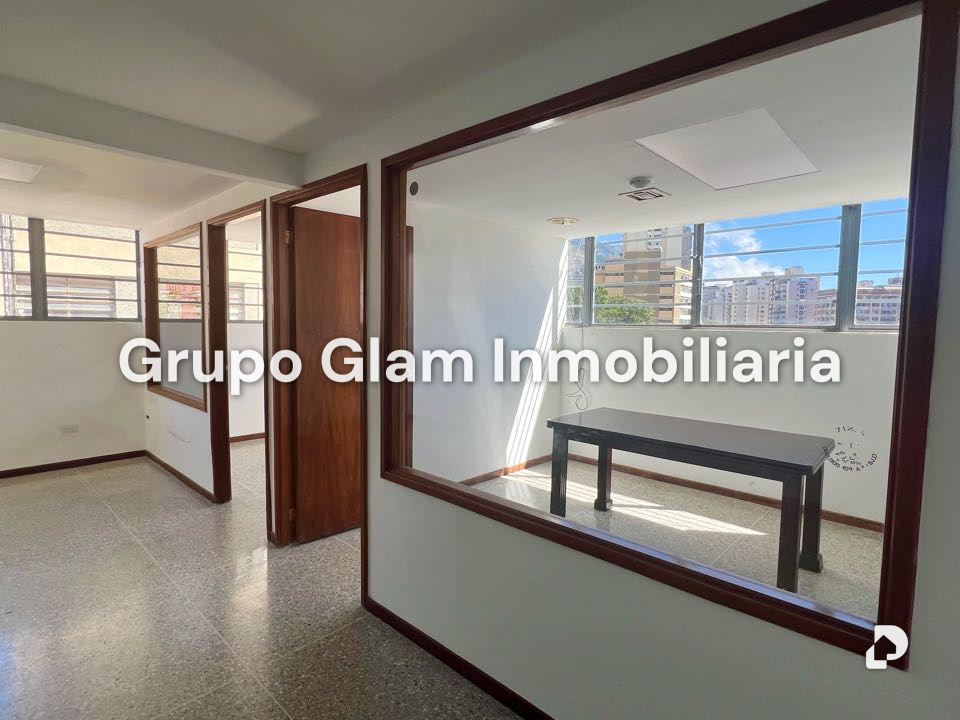 Galpón en Boleíta Sur, Caracas – 23