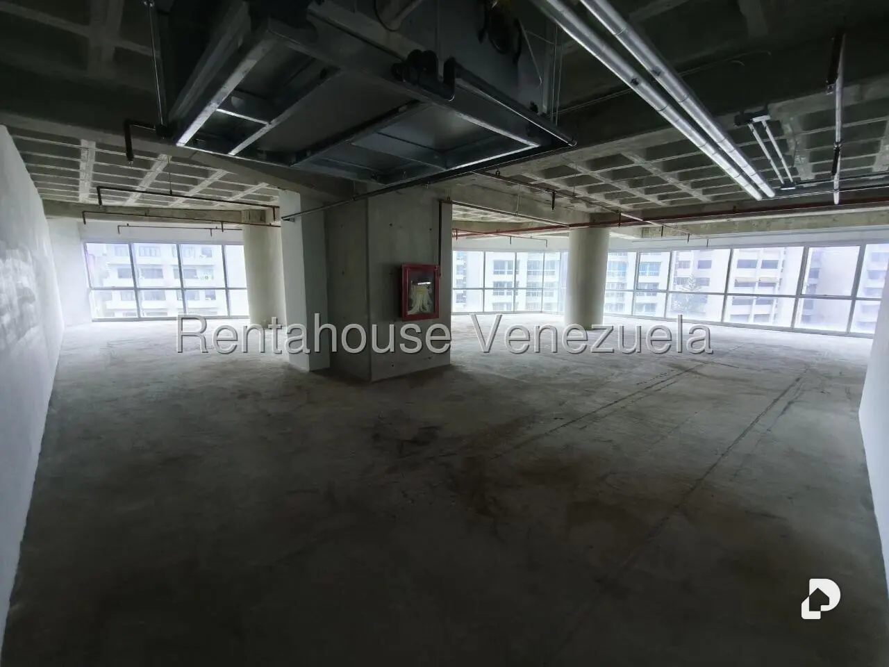 Oficina en Campo Alegre, Caracas – 15