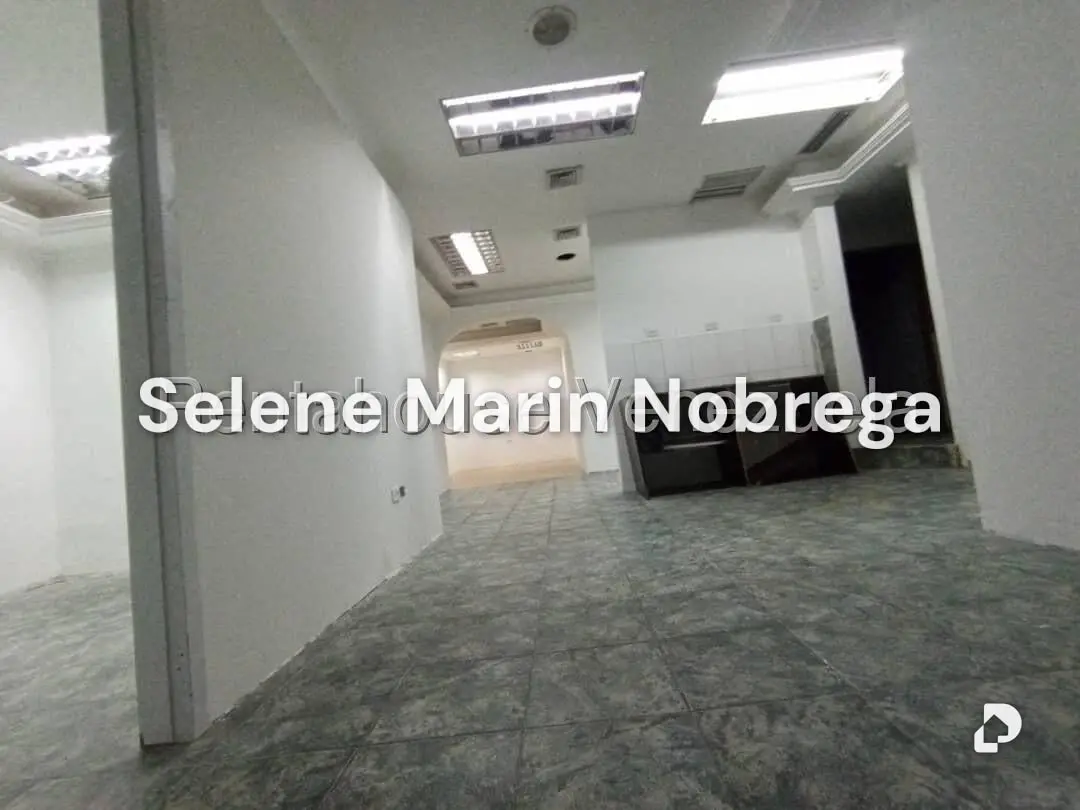 Local comercial en Los Palos Grandes, Caracas – 6