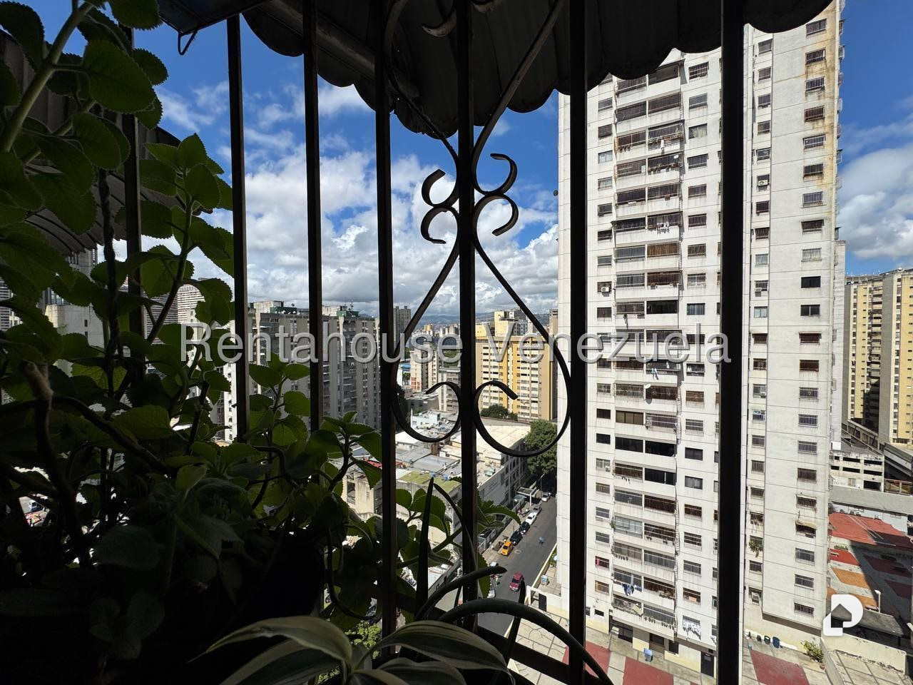 Apartamento en Parroquia La Candelaria, Caracas – 12